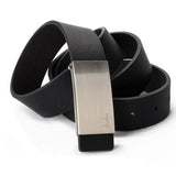 Ceinture en cuir noir pour homme avec une boucle en argent